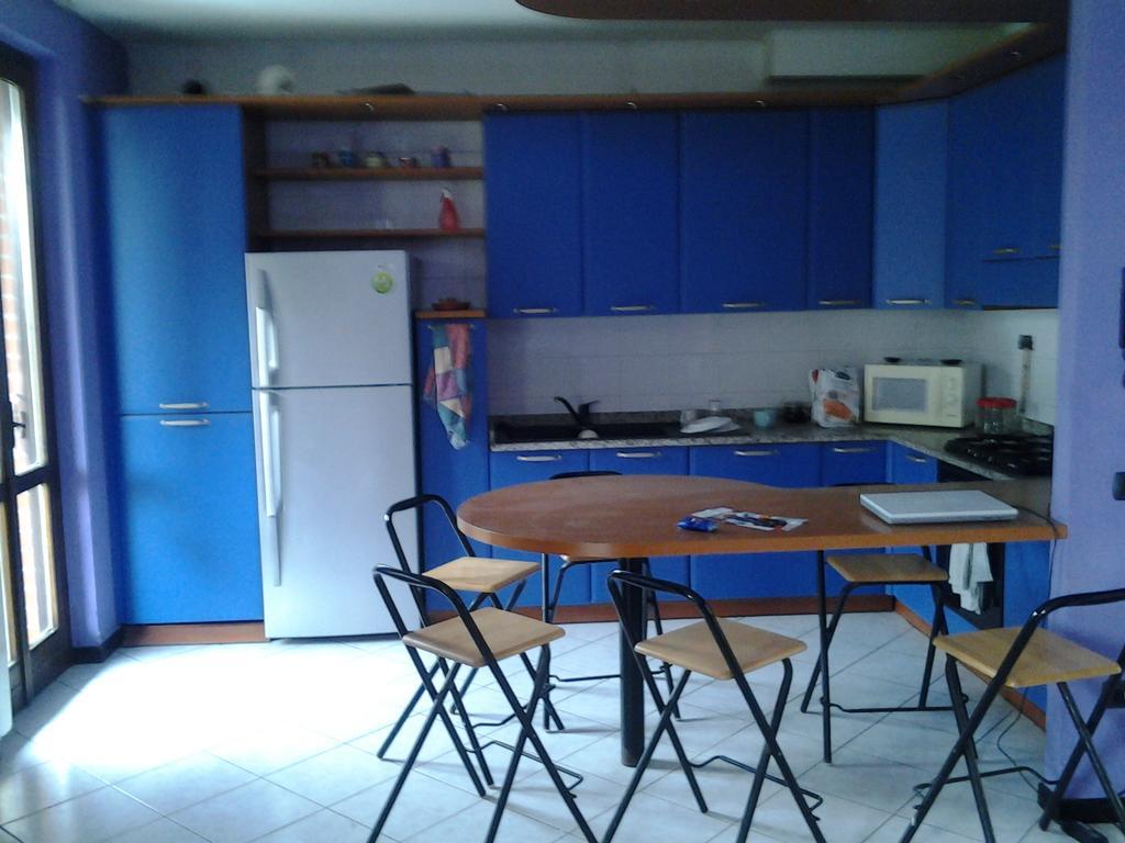 Villetta Rossini Appartamento Da Condividere Con Me Luciano Servizio Ospiti Taxi Driver Navetta No Wifi 2 Camera Da Letto Per 5 Persone Valbrembo Eksteriør billede